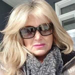 Meet your Posher, Colleen